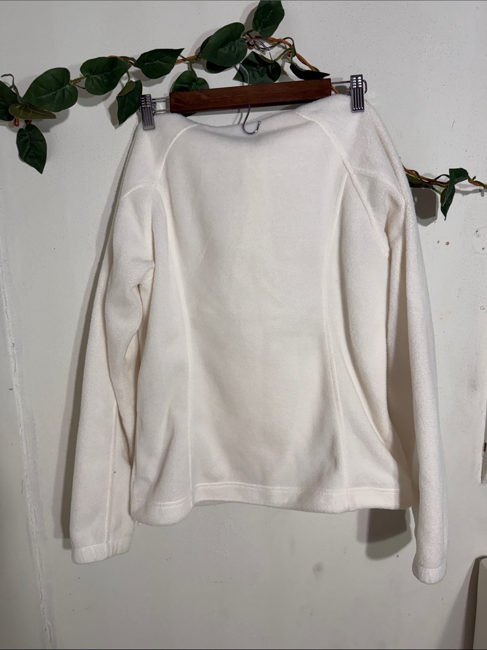 Columbia Women's Cream Full-Zip Teddy Fleece Jacket - Picture 4 of 4